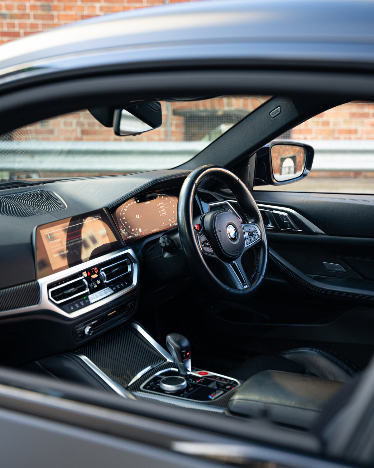 A Dynamic Blend of Speed and Sophistication