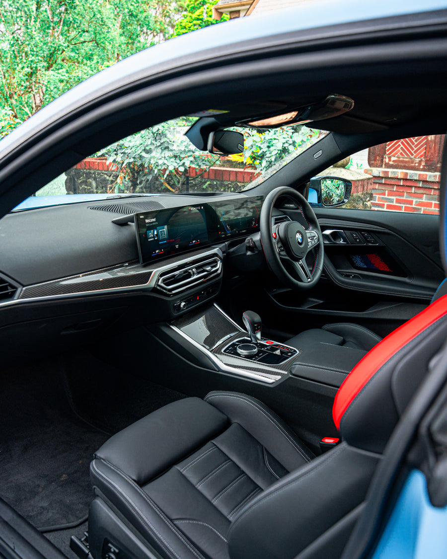 BMW 2024 M2 gallery image